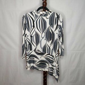 Travelers by Chico's women's 1X top gray print mock neck 3/4 sleeve zips in back